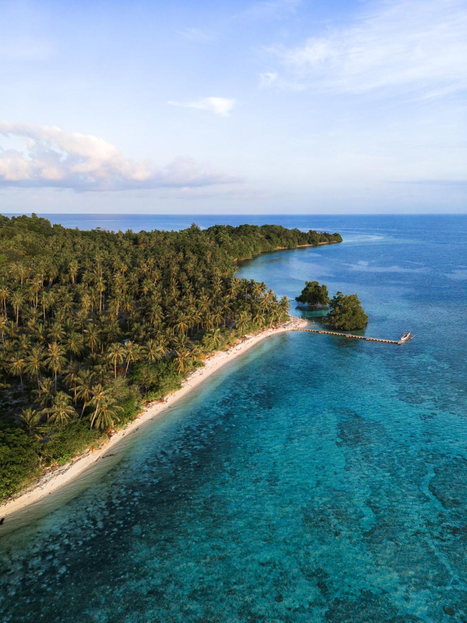 Reconnect - Private Island Resort & Dive Center Togean - Buka Buka Island Ampana Exterior foto